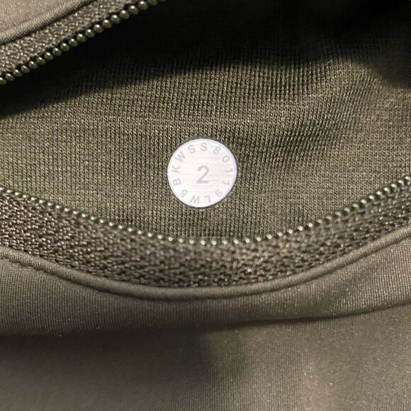 Lululemon Size 2 Run Crew Tight *28" Dark Olive Leggings - Picture 13 of 13